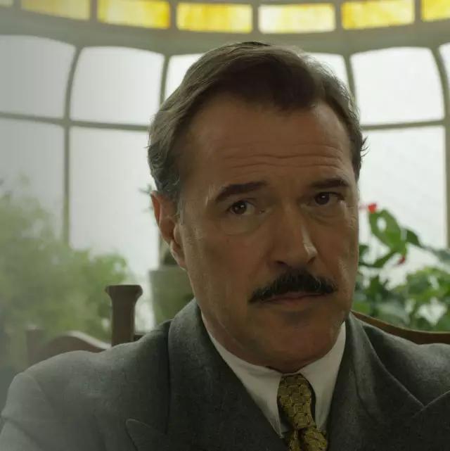 世界上第一位变性成功的人,中国第一个做变性手术的人是谁