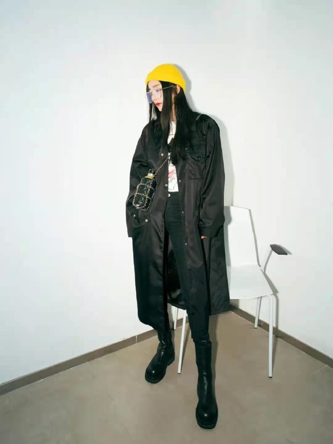 秋季流行的风衣穿搭,秋季风衣经典穿搭