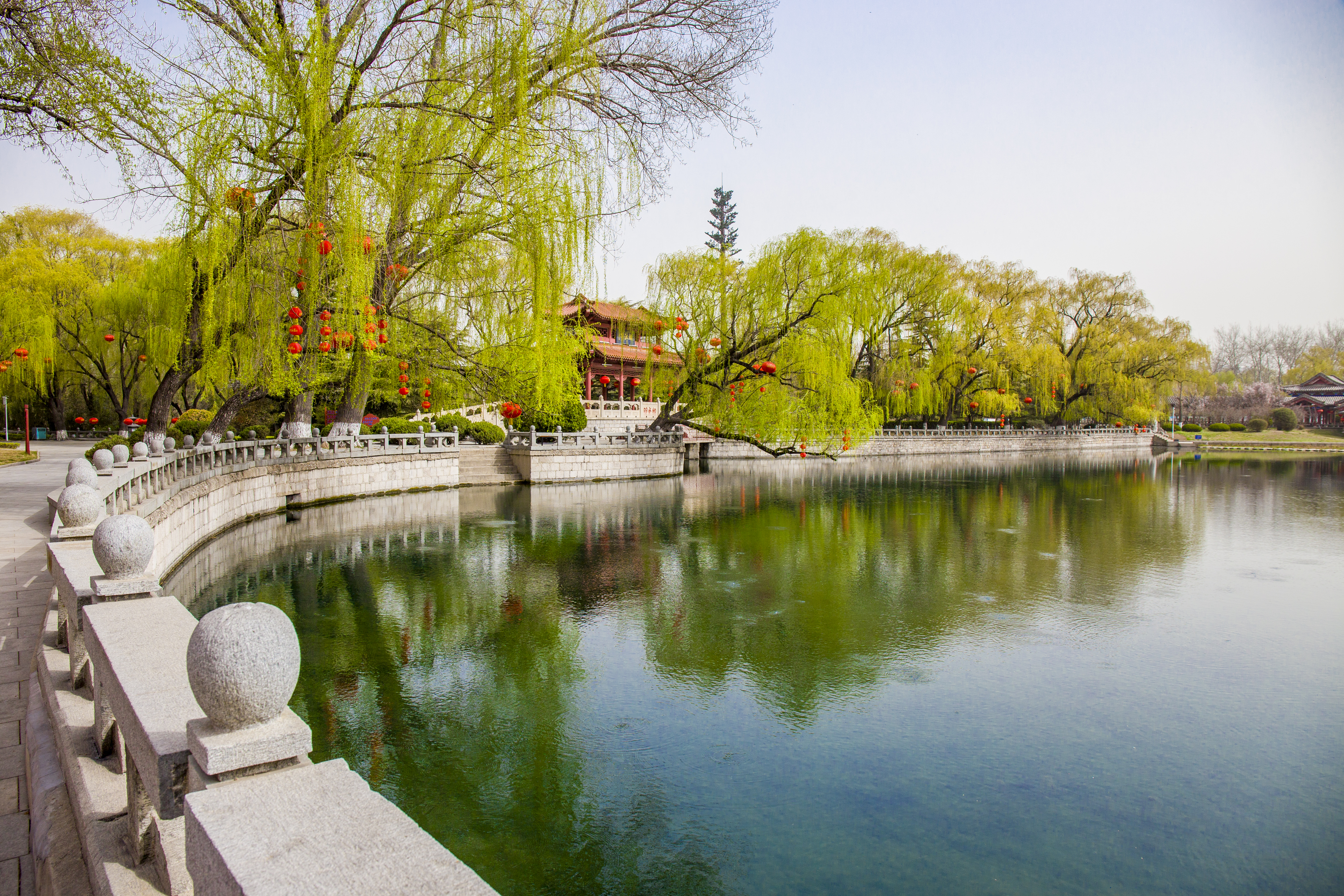 济南趵突泉酒和百脉泉酒哪个好,百脉泉和趵突泉哪个好