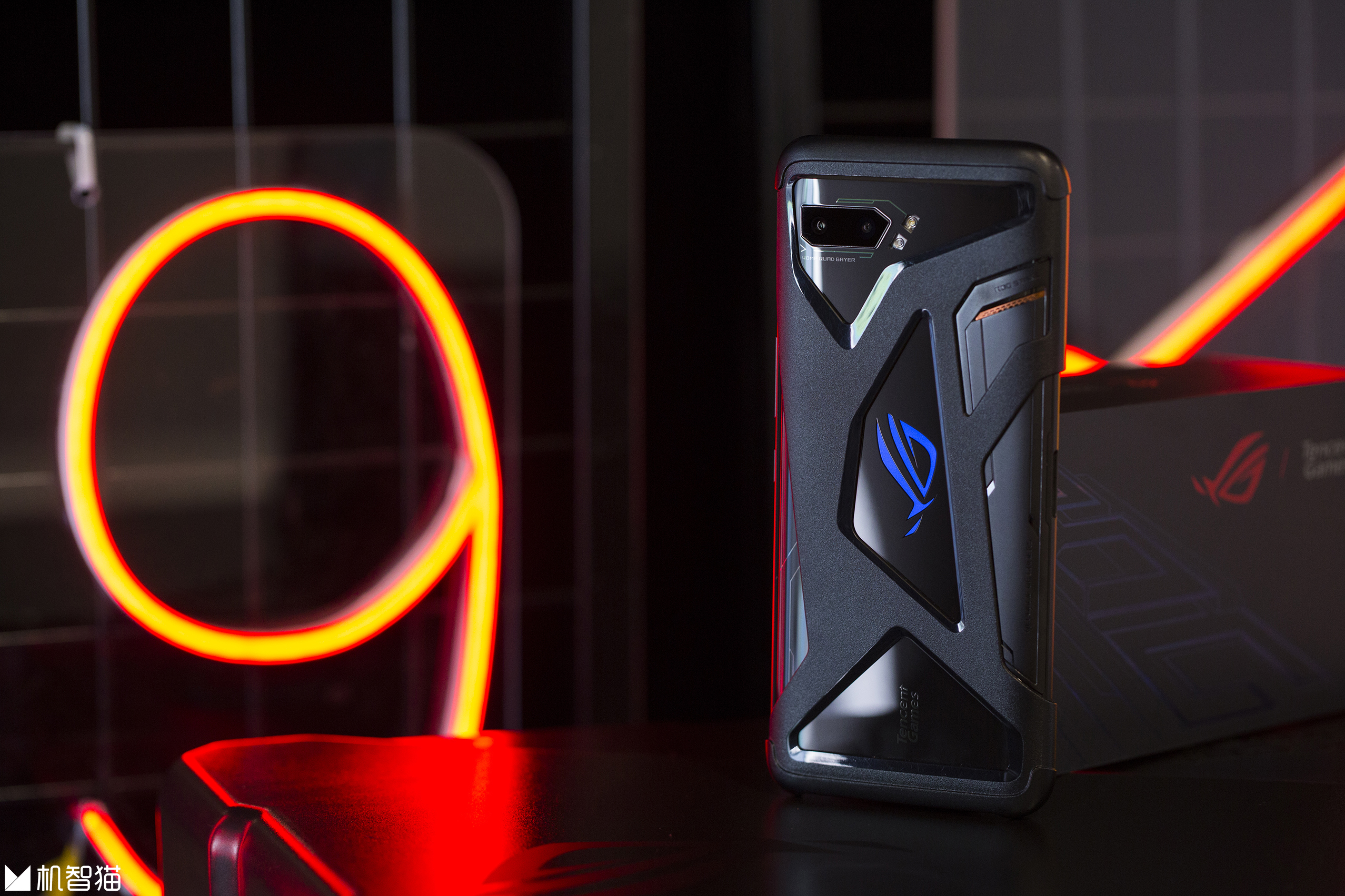 华硕rog6游戏手机,华硕rog2代游戏手机原神