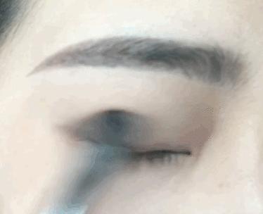 眼影的正确化妆步骤,眼影化妆的正确步骤初学者