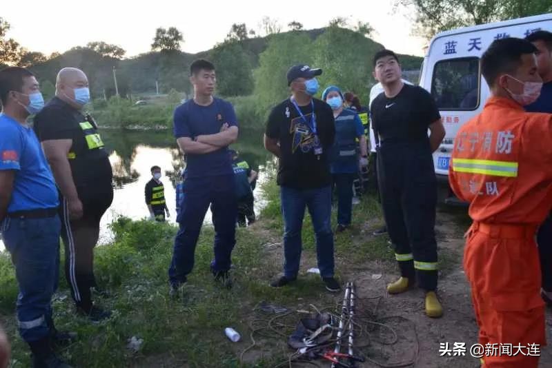 辽宁大连男子溺水抢救现场,事发大连瓦房店小伙不幸溺水身亡