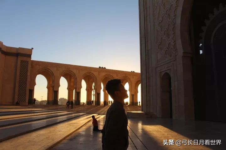 那又怎样，先干了这杯酒