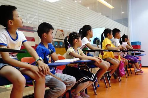 暑假免费托管的影响,暑假托管班强迫上违法吗