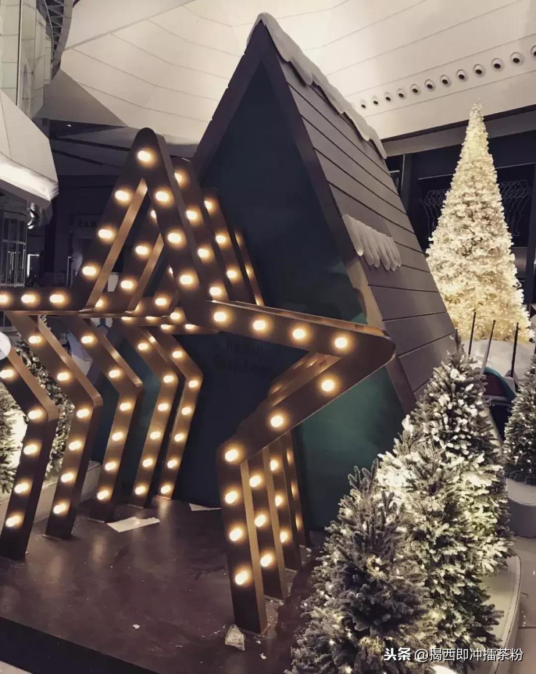 过分美丽!圣诞灯饰点亮香港:泰迪熊、比卡超、布丁狗陪你过圣诞