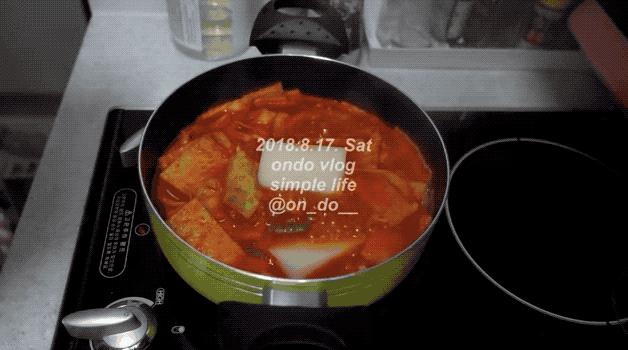 29岁女孩独居图片,29岁独居女孩的视频