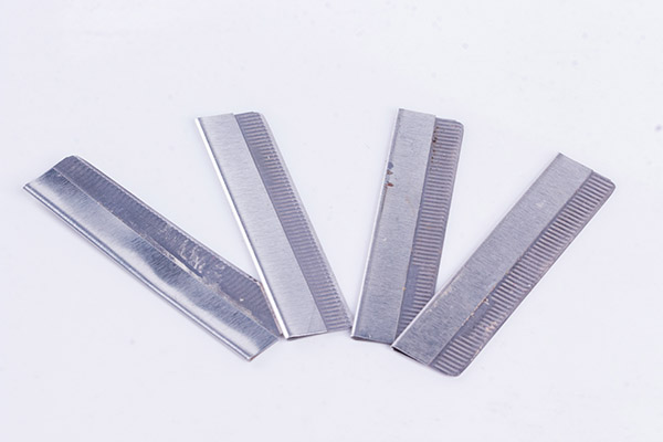 肛门长“一撮毛”，不舒服又难清理，能刮掉吗？教您3个处理方法