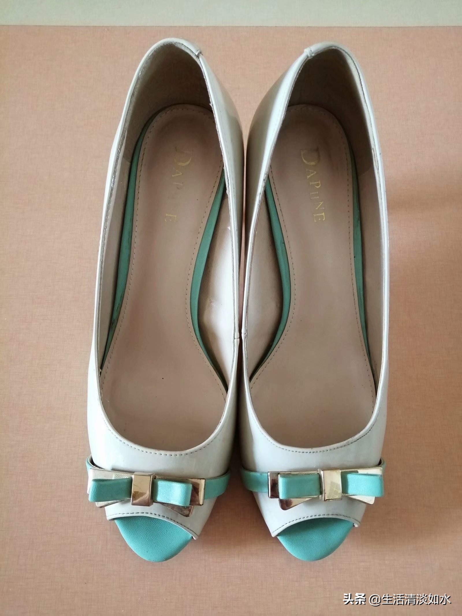 记录生活：咬人的鱼嘴鞋，再也不见