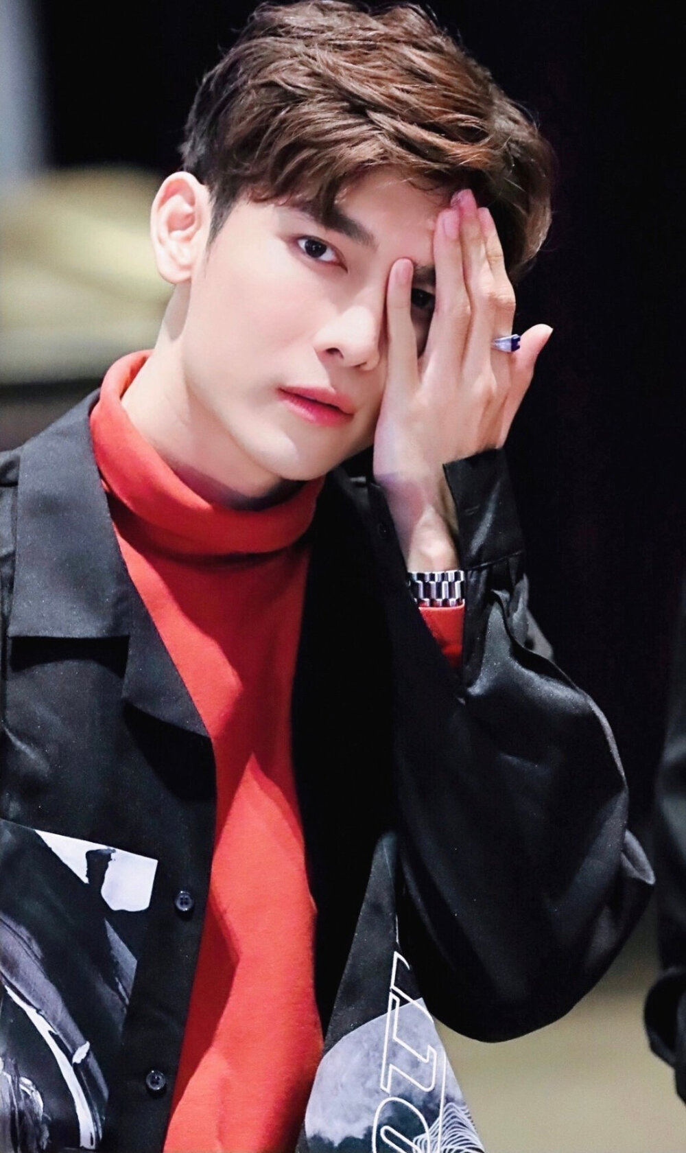 他泰让人一眼万年的外观：妞的鼻尖痣泡芙的笑眼文总的手