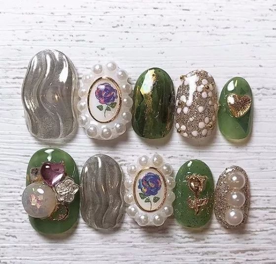 可盐可甜的美甲图片,手残党学的会的水波纹美甲教程