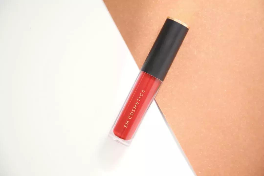 杨幂和刘雯同款口红,杨幂刘雯的口红色号是多少