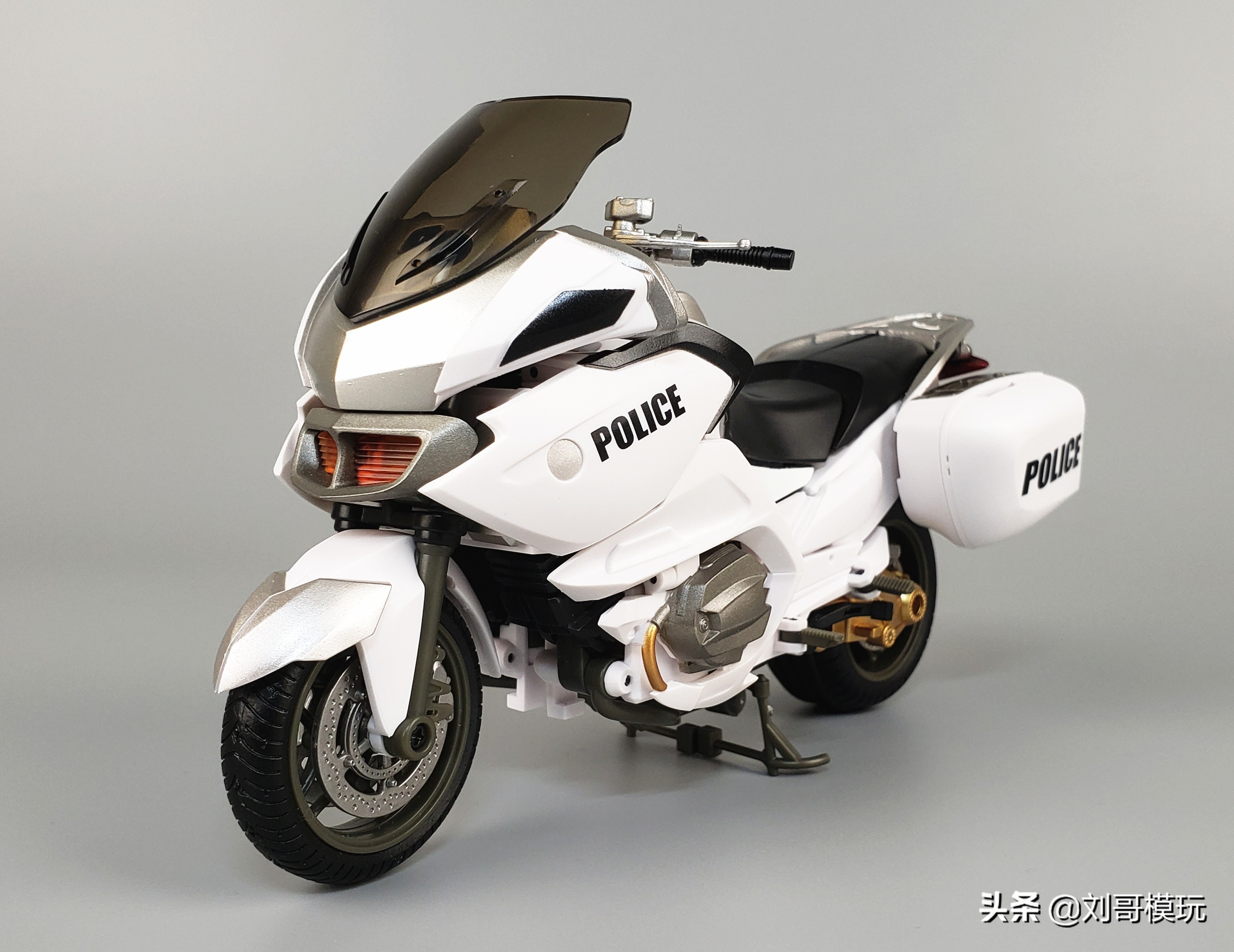 摩托车和变形金刚合体,变形金刚守护神车辙