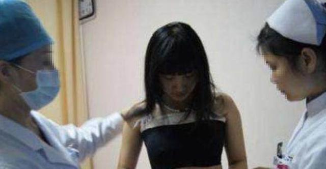 女儿寒假回家，一月来三次例假，母亲心慌，带去医院一查，瘫地上