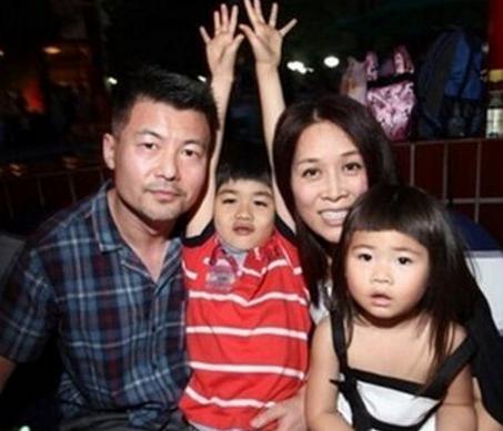 那英歌坛大姐完整视频,歌坛大姐大梅艳芳的传奇故事