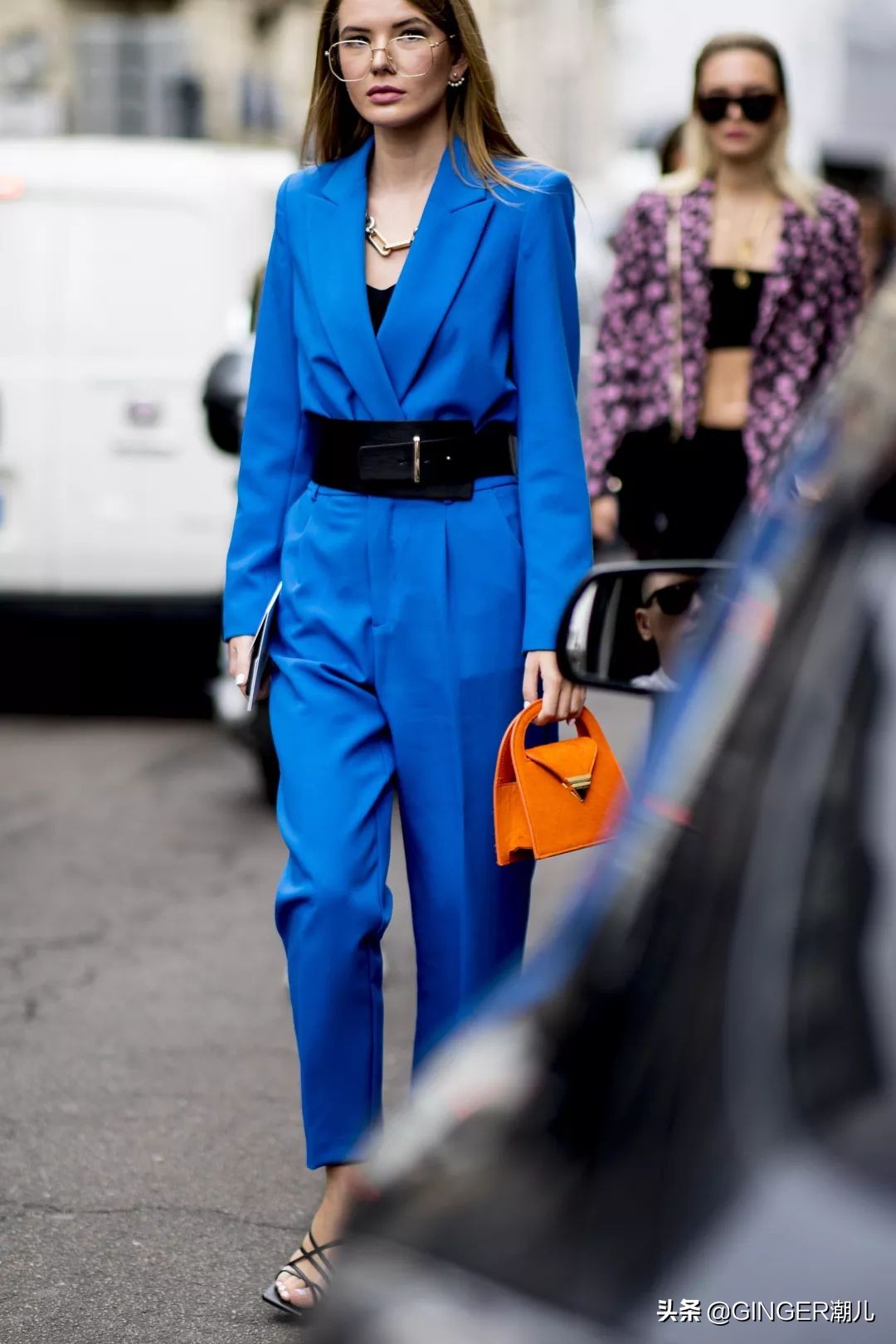 刚公布的潘通年度色怎么玩？