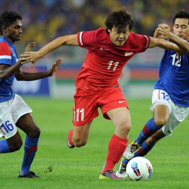 国足归化李玮峰,李玮锋谈归化球员表现