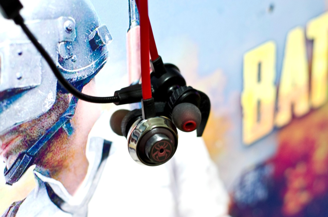 游戏耳机可有线可蓝牙,浦记耳机g50有没有声卡