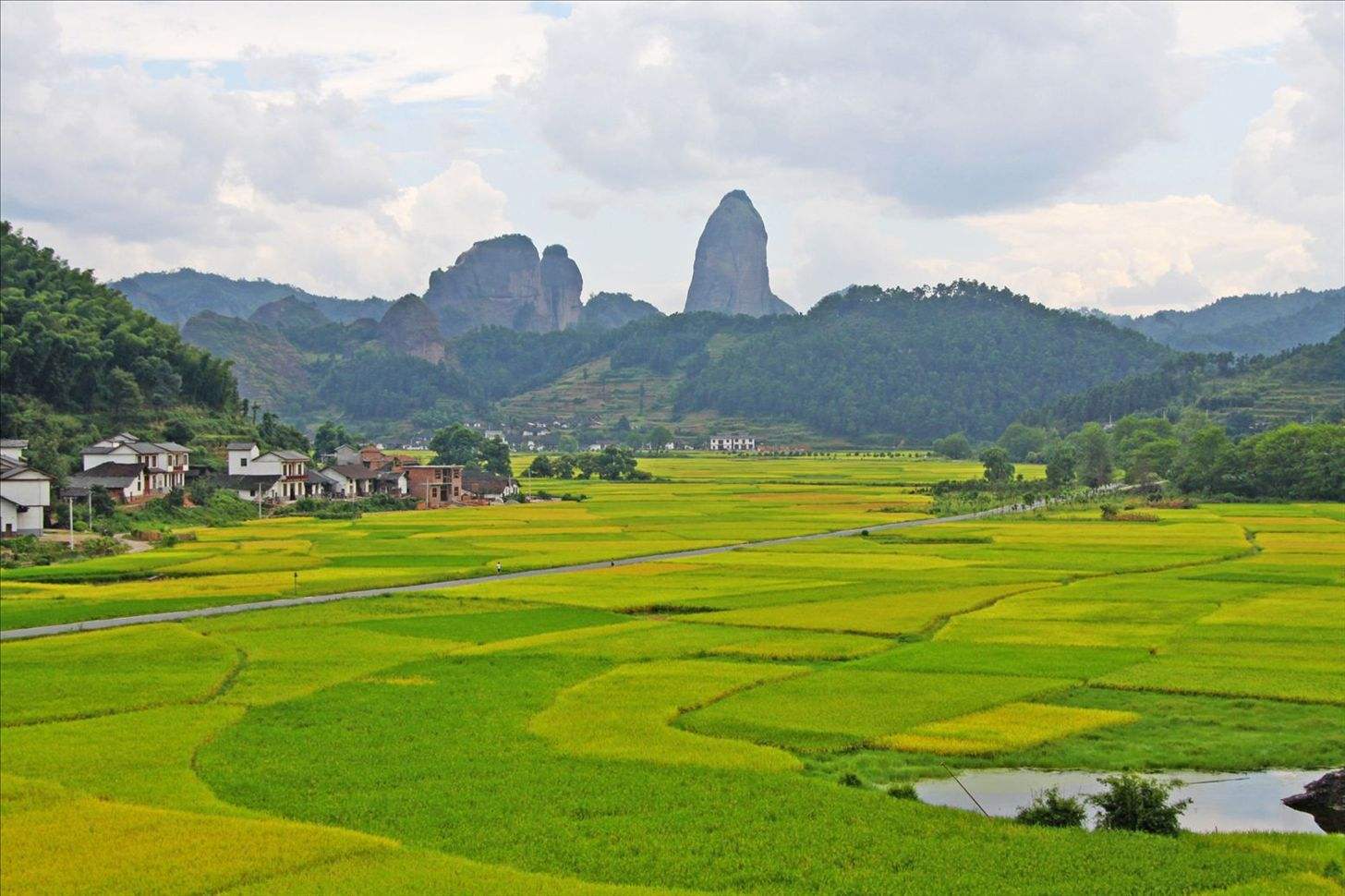 新宁崀山风景名胜区免费景点,邵阳市新宁县崀山景区推荐词