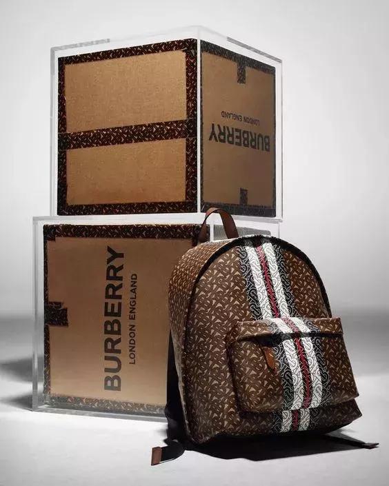 推荐几款实用的双肩包,又实用又好看的双肩包