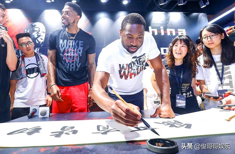 李宁官宣华晨宇为全球代言人,华晨宇代言李宁的是哪个系列