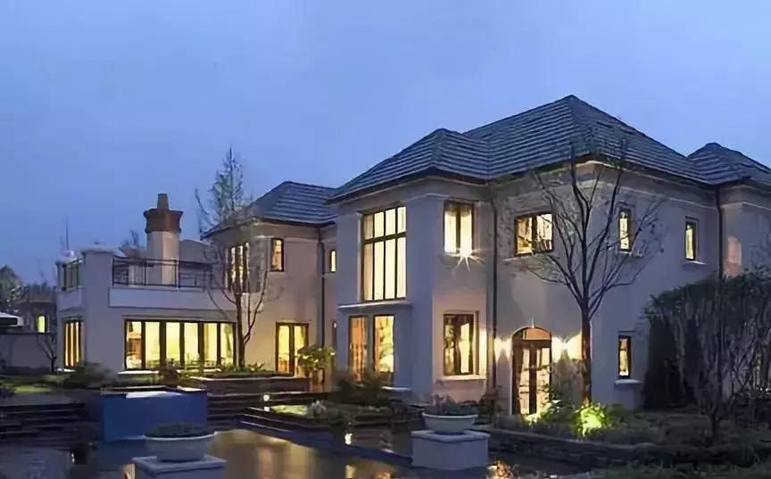 别墅地下室隐藏储物间,设计不利用的地下室