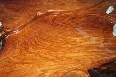 红木多少钱一吨现在的价格,同等材质红木差价大