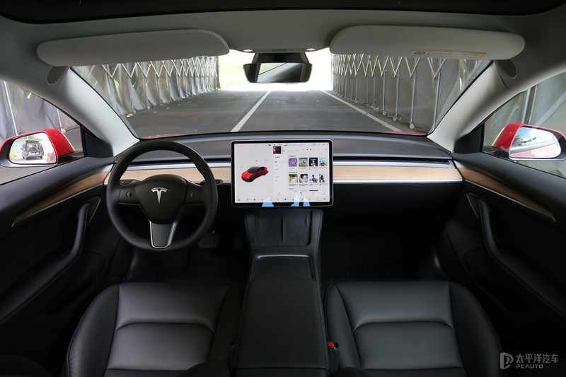 特斯拉为啥黑屏启动不了了,特斯拉为啥老没信号