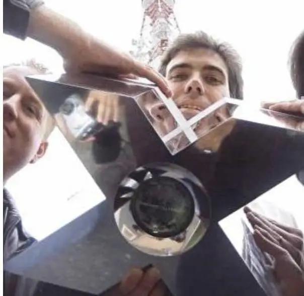 好物之走进美国丨Xbox:成不了电玩界的第一,就做手柄界的NO.1