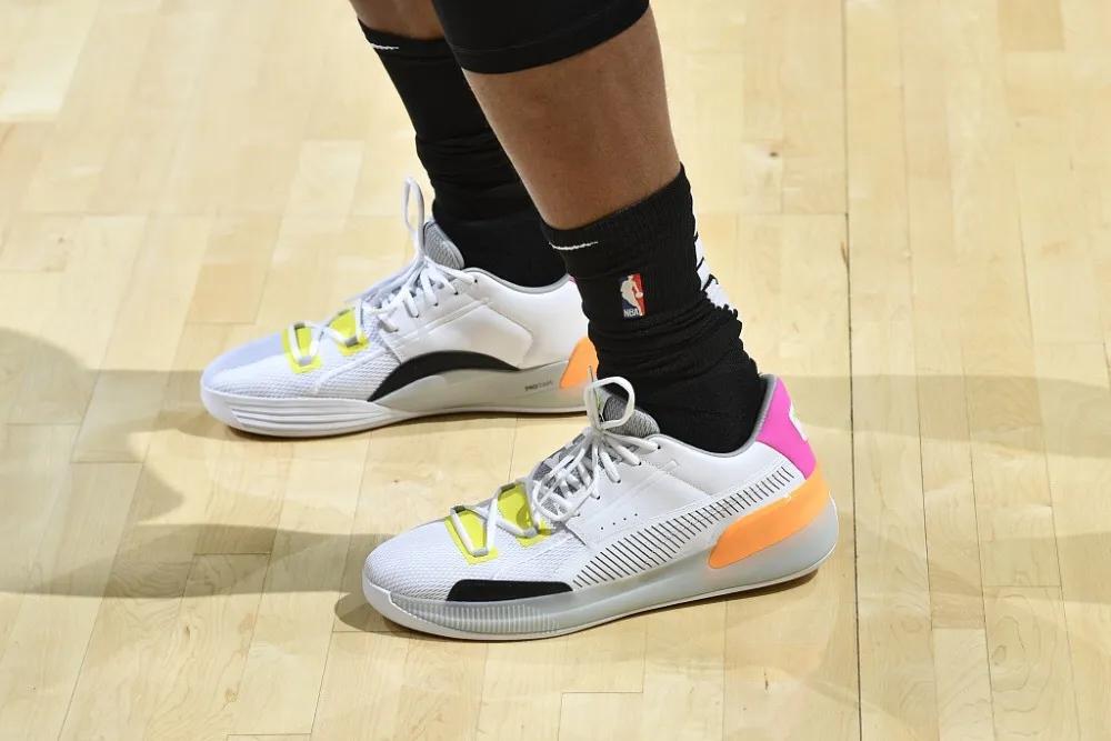 nba球员的篮球鞋推荐,最受nba球员所欢迎的球鞋系列