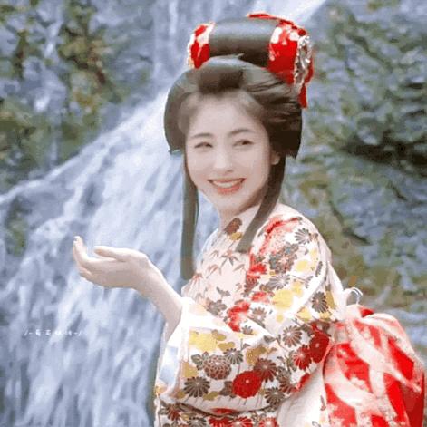 日本最美女人石原里美,广濑丝丝和石原里美