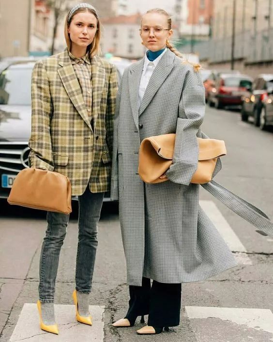 今年最流行的时尚大包 (现在流行小包还是大包好看)