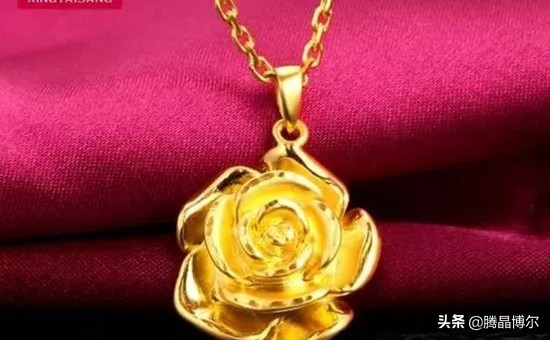 黄金首饰发白的原因终于有答案了,佩戴黄金首饰为什么突然发白