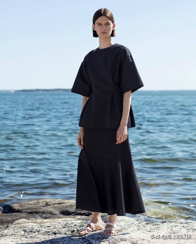 来自北欧的Totême在ins上有多红？很红，很红