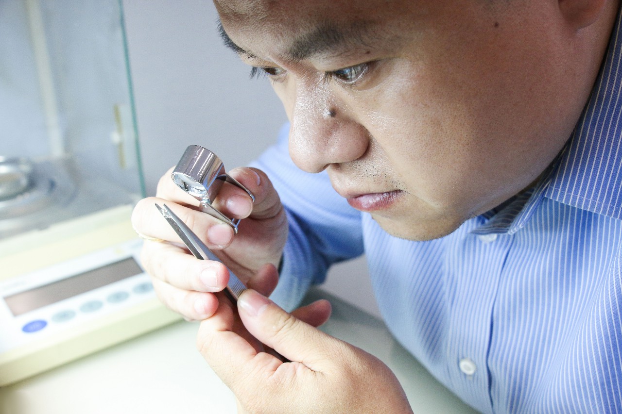 不要小看非漂IT男，他可能会进化成珠宝老板