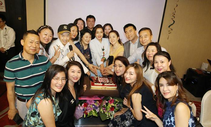 63岁刘晓庆再晒美照,67岁刘晓庆素颜曝光