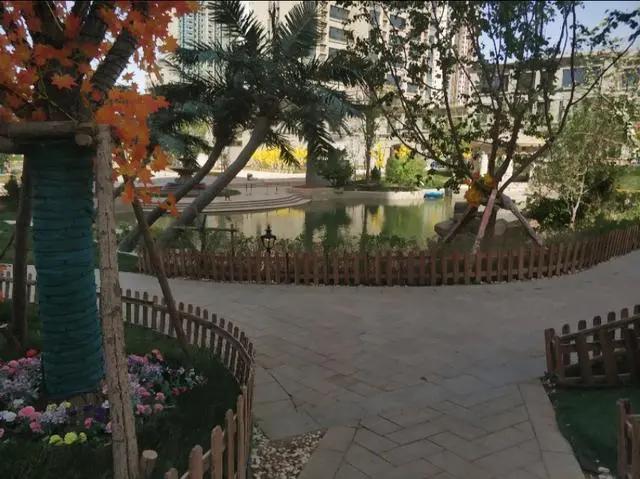 绿地城二期绿化乌鲁木齐,乌鲁木齐中海万锦公馆绿化环境