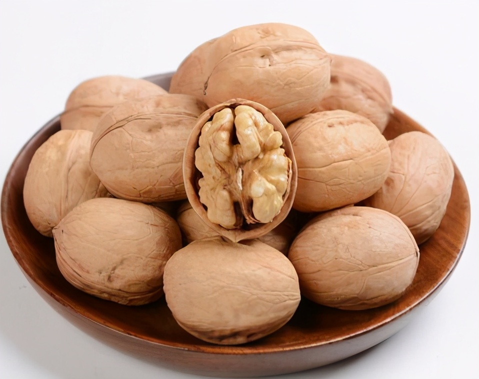 疆里疆外特产干果店新品推荐,来新疆不容错过的面食