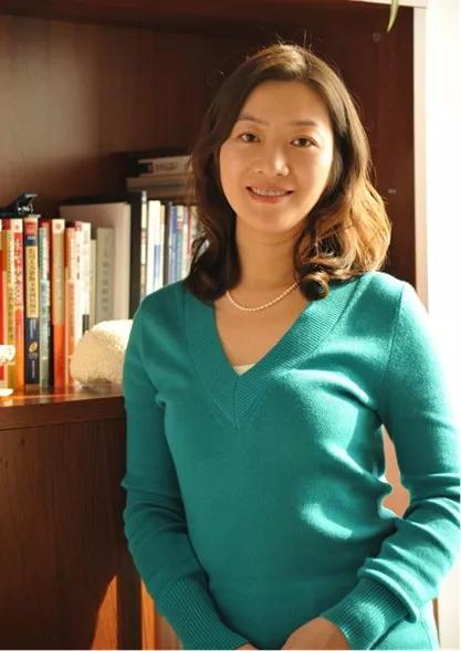 烧光几十亿、连年巨亏，她却成为史上最快造富的富豪！