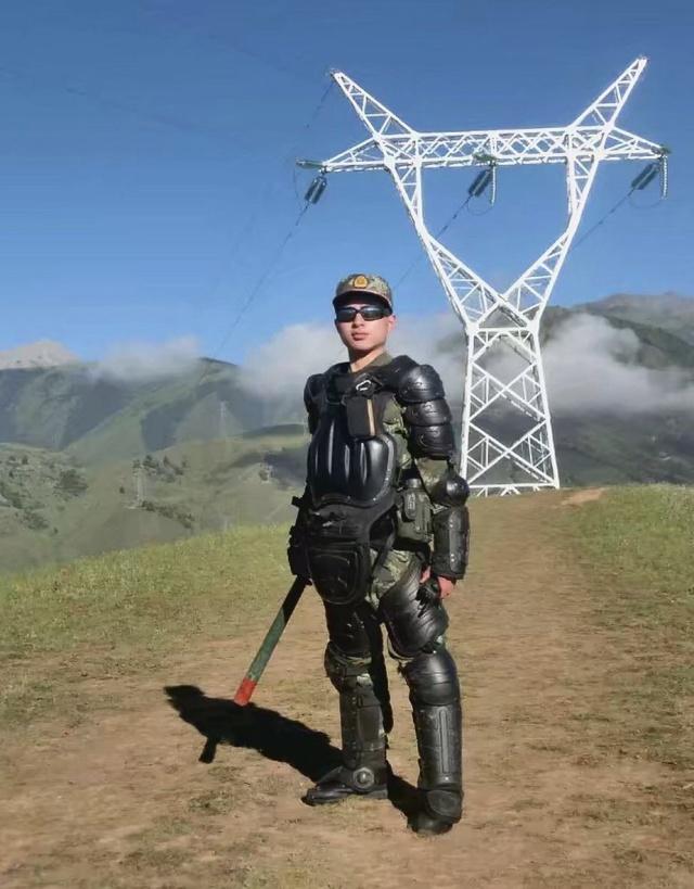 大学生当兵是一种什么样的体验？复旦大学学子这样回答：不后悔！