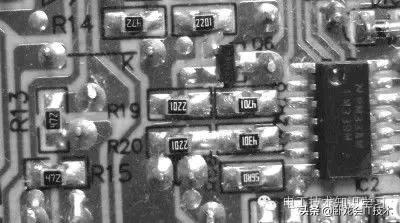 富士宝电磁炉s197c显示e2故障维修,电磁炉出现一二故障怎么处理