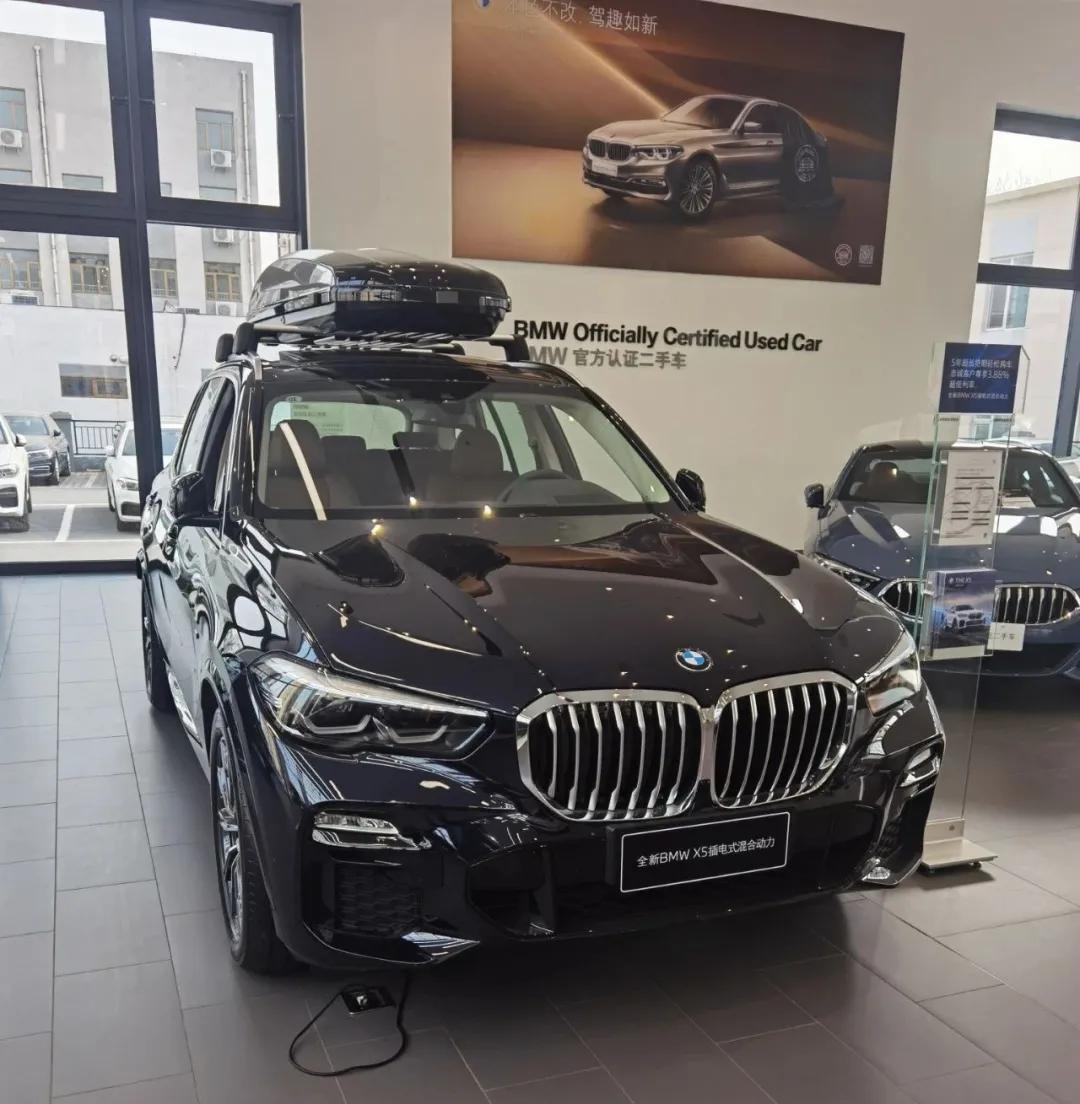 来宝马4s店看车,骏宝行宝马4s