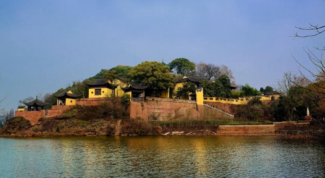 荆楚文化优美诗句,关于湖北的诗句有哪些