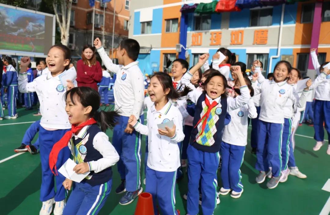 玉泉小学运动会直播回放,首师大附属玉泉学校足球