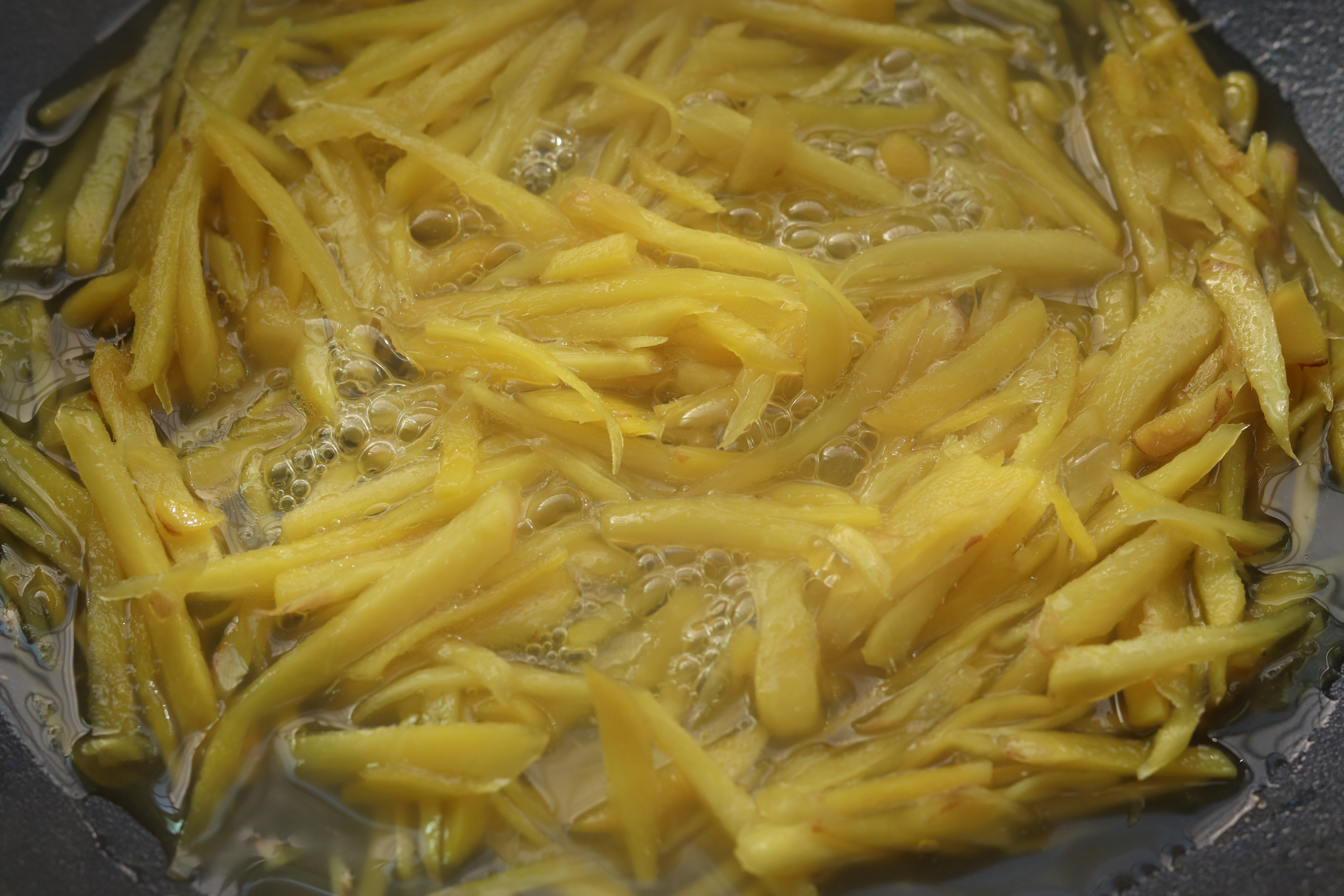 三伏天来杯姜糖茶赶走寒凉,适合夏天喝的防暑饮品红糖姜茶