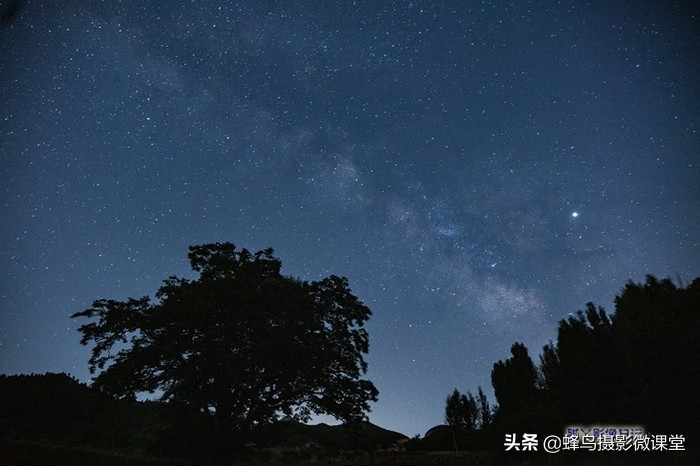 松下s1r与索尼a7r4买哪个好,松下微单s1r详细介绍