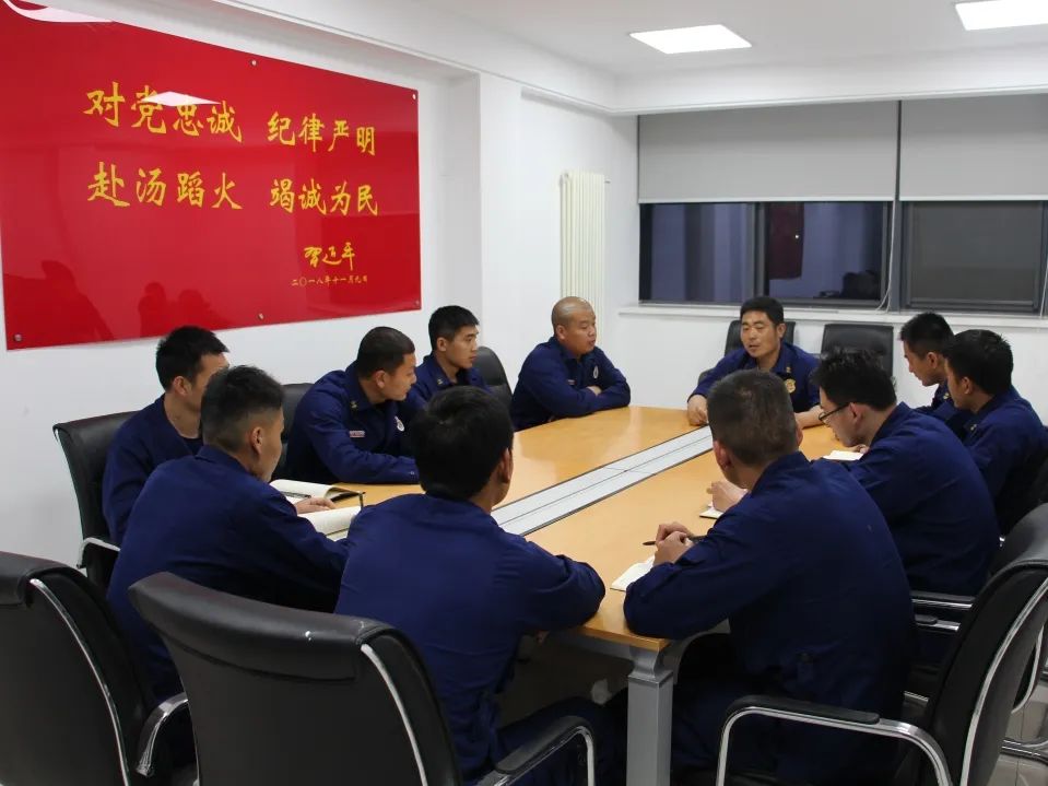 紧扣实战夯基础，苦练本领促提升--徐州市消防救援支队举高消防车驾驶员培训纪实