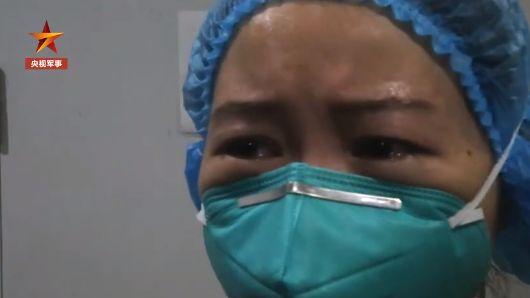 张国荣死亡档案纪实,张国荣去世梅艳芳的表现