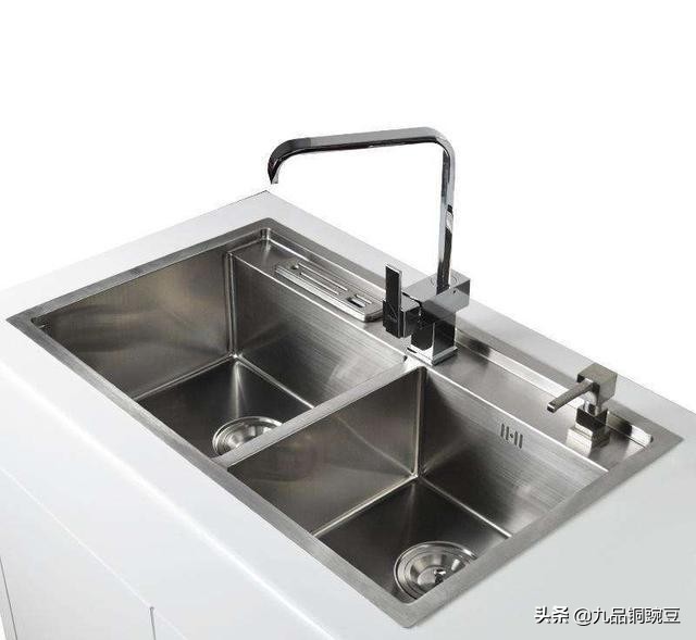 不锈钢水槽开孔大了怎样补救,不锈钢水槽是在哪里开孔好