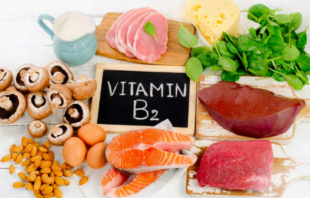 第一个发现蛋白质的人,第一个被发现的维生素