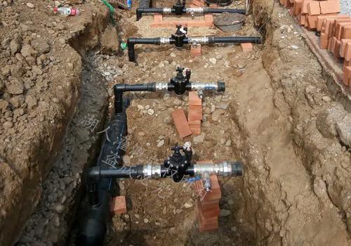 草坪自动喷淋系统喷头原理,公园草坪喷淋系统施工材料